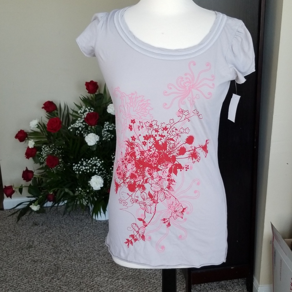 NWT long tail t-shirt